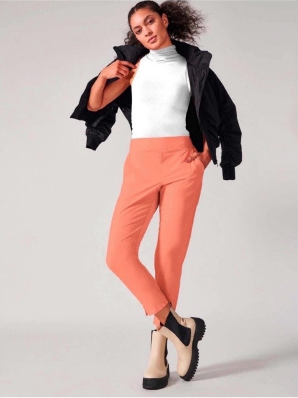 Athleta Brooklyn Midrise Coral Tailored Ankle Pants, size 2. Never worn.
